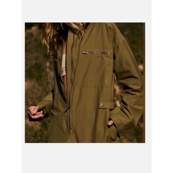 Free People FP Movement Mesmerize Me Olive Utility Coveralls Jumpsuit Small NEW - Picture 4 of 9